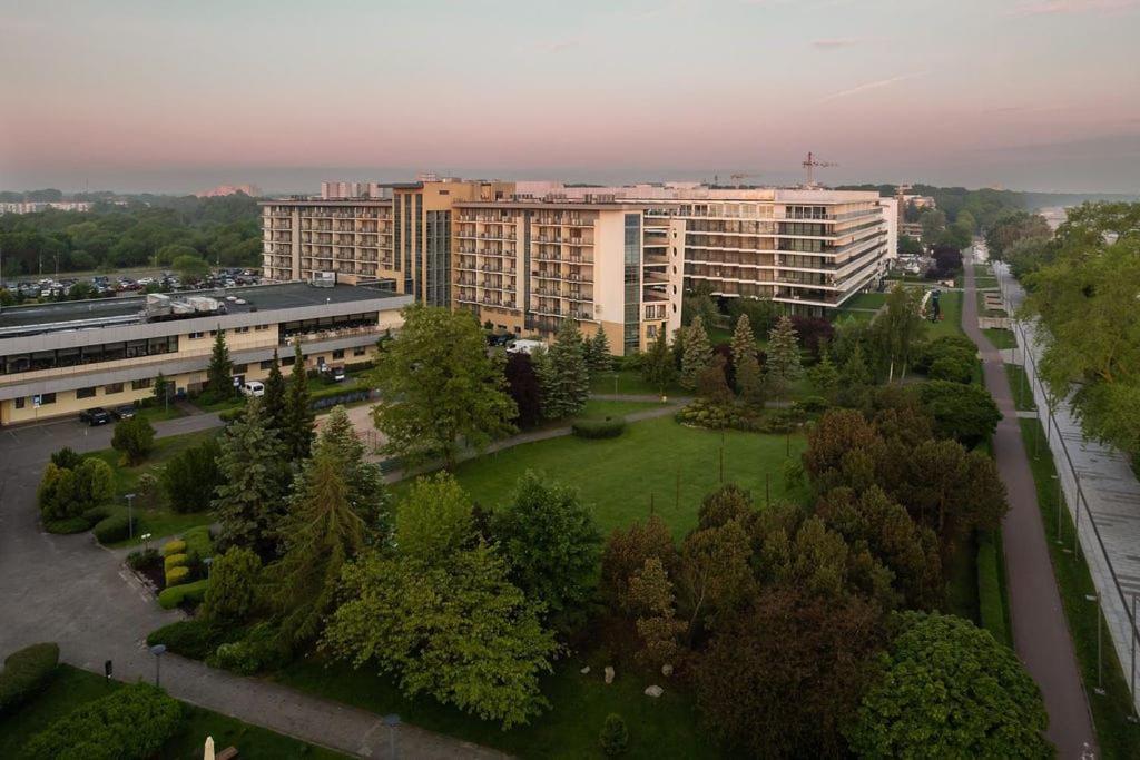 Apartament Ania Z Widokiem Na Morze W Hotelu Arka Kolberg Exterior foto