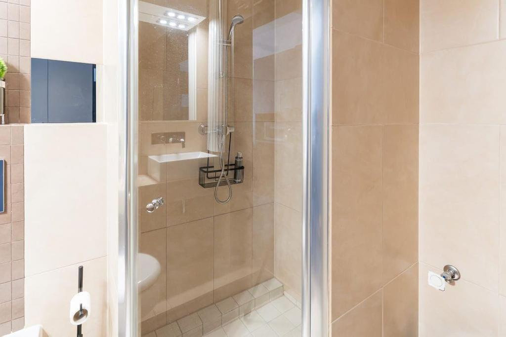 Apartament Ania Z Widokiem Na Morze W Hotelu Arka Kolberg Exterior foto